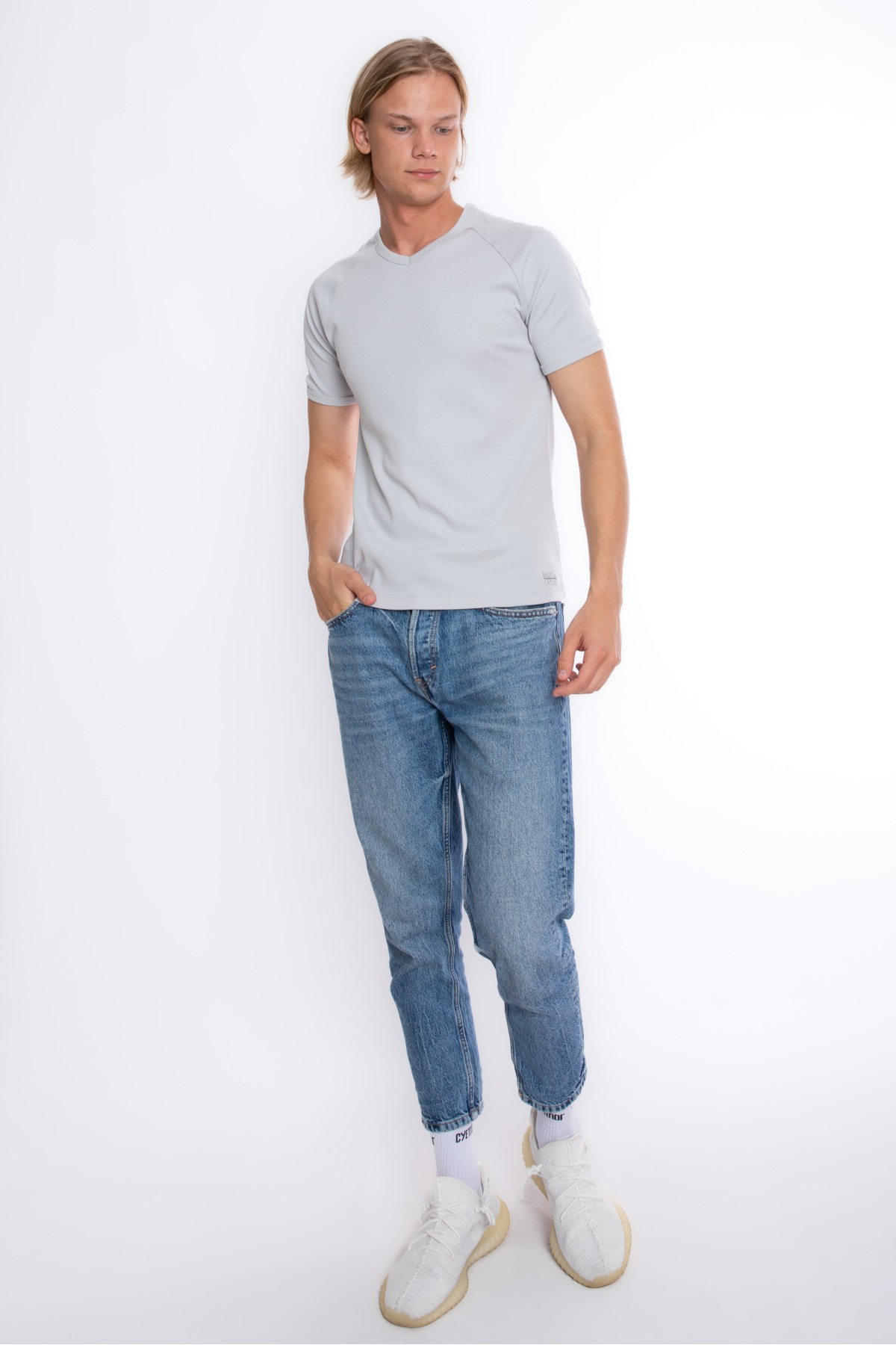 Erkek SLIM FIT GRİ %100 Pamuk V Yaka Ribana Reglan Kol  Tişört S-202